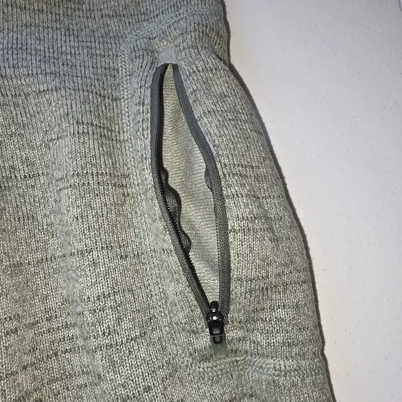 Under Armour Men's Expanse Specialist 1/4 Zip Pullover Green Med Sleeve Pocket - Picture 5 of 10